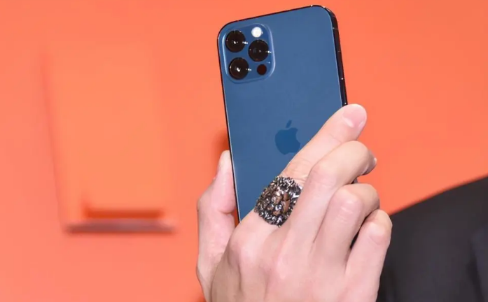 清原苹果手机维修分享iPhone12系列重启方法教程 